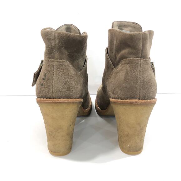 UGG Brienne Ankle Boots - Picture 6 of 11